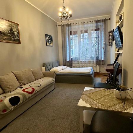Apartament Przy Dworcu Radom Dış mekan fotoğraf