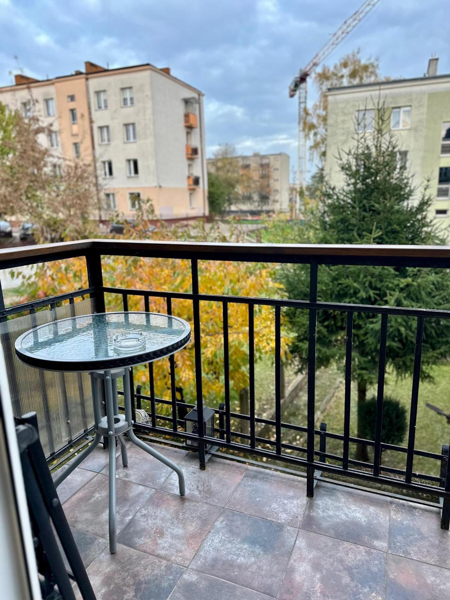 Apartament Przy Dworcu Radom Dış mekan fotoğraf